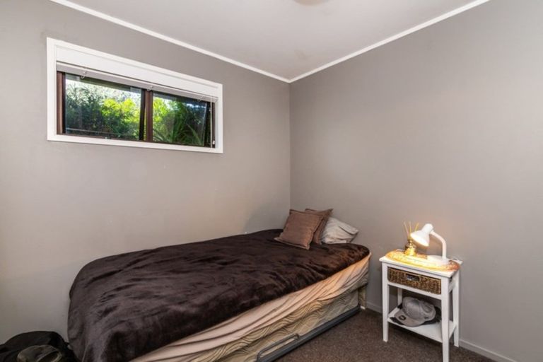 Photo of property in 1 Ewing Grove, Acacia Bay, Taupo, 3330