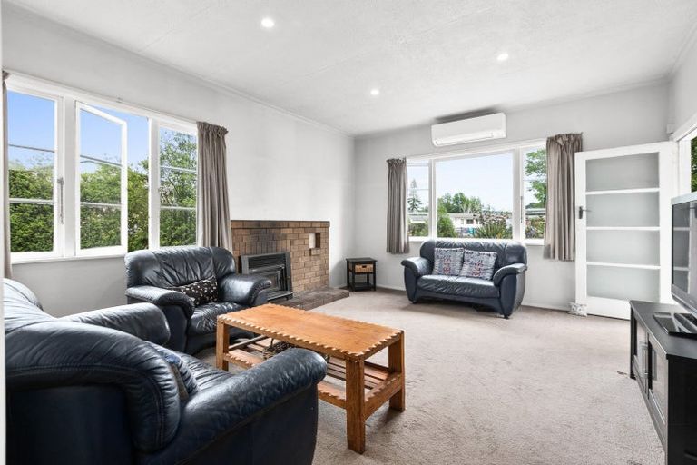 Photo of property in 73 Bibby Street, Waipawa, 4210