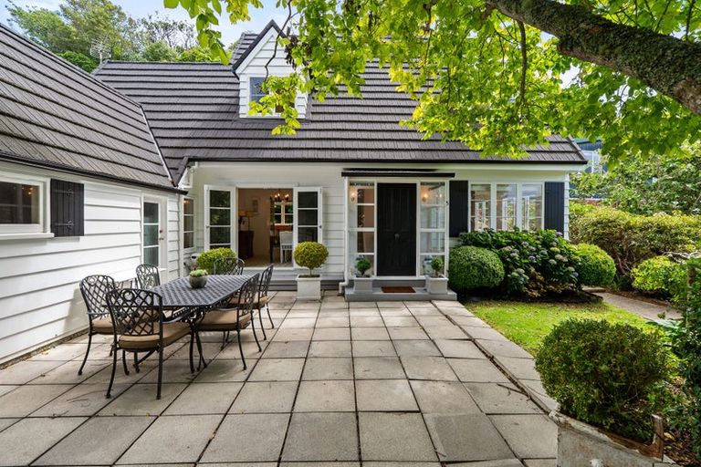 Photo of property in 5 Khouri Avenue, Karori, Wellington, 6012