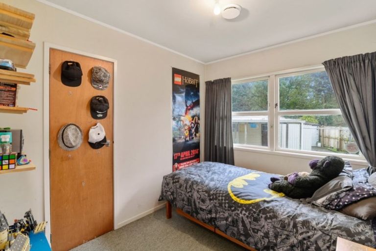 Photo of property in 69 Aquarius Drive, Kawaha Point, Rotorua, 3010