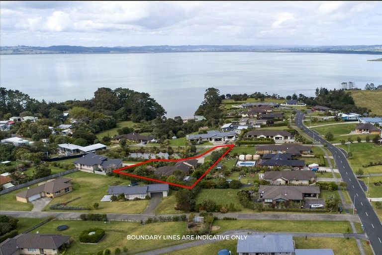 Photo of property in 60 Omana Avenue, Shelly Beach, Helensville, 0874