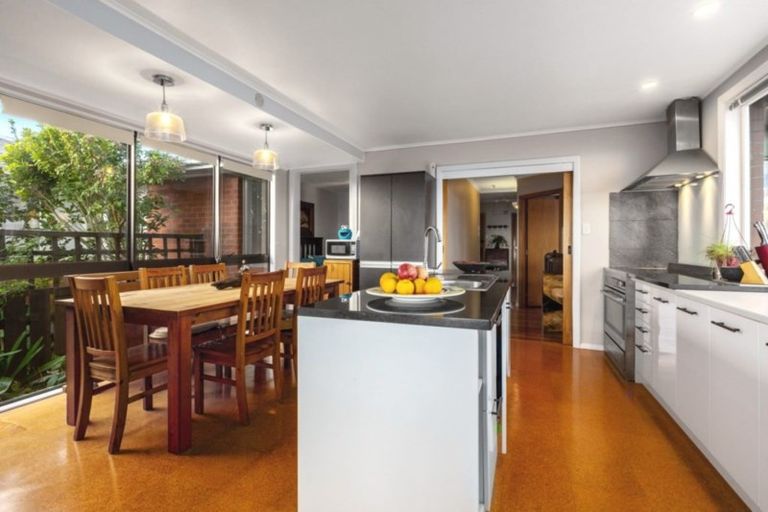 Photo of property in 33a Herewini Street, Titahi Bay, Porirua, 5022