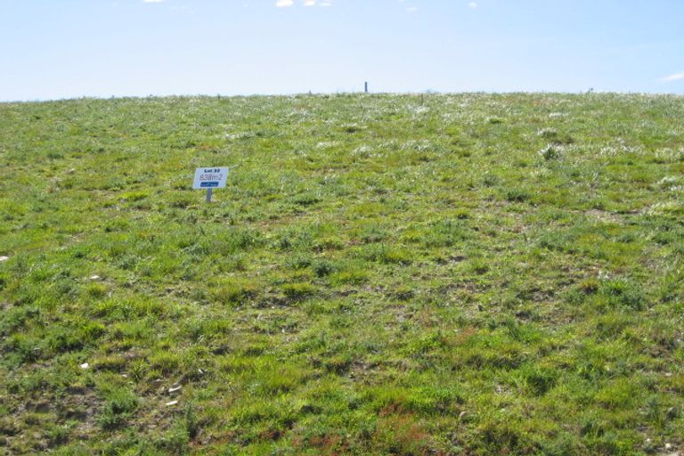 Photo of property in 14 Istana Place, Britannia Heights, Nelson, 7010