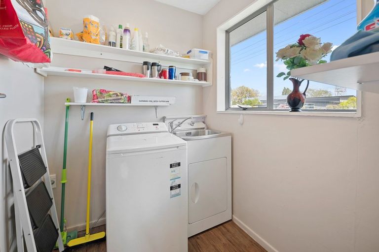 Photo of property in 3 Mary Street, Gore, 9710