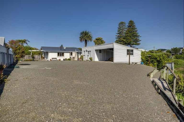 Photo of property in 36 Airini Road, Waimarama, Havelock North, 4294