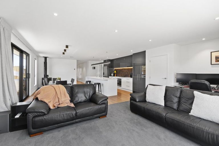 Photo of property in 93 Jack Hanley Drive, Jacks Point, Queenstown, 9371