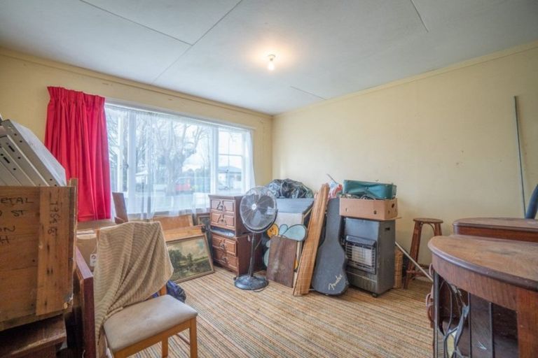 Photo of property in 90 Victoria Avenue, Palmerston North, 4410