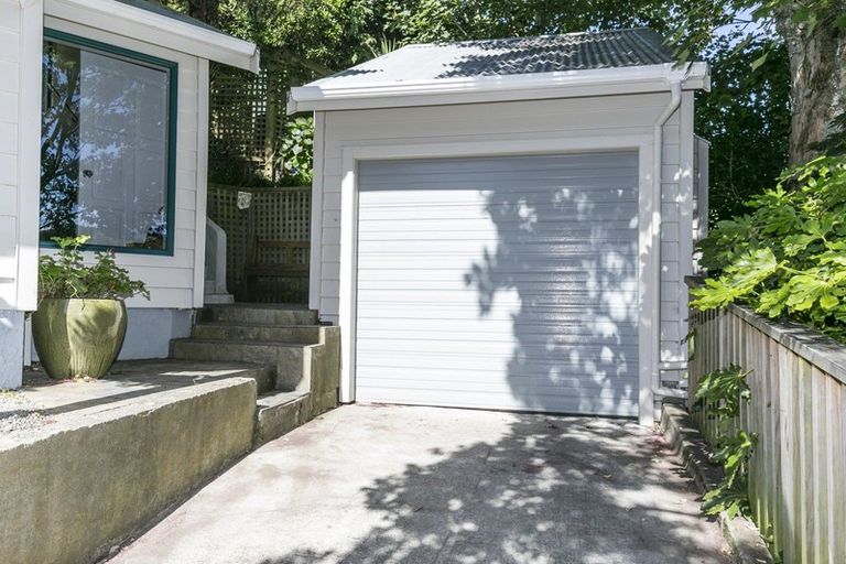 Photo of property in 62 Delhi Crescent, Khandallah, Wellington, 6035