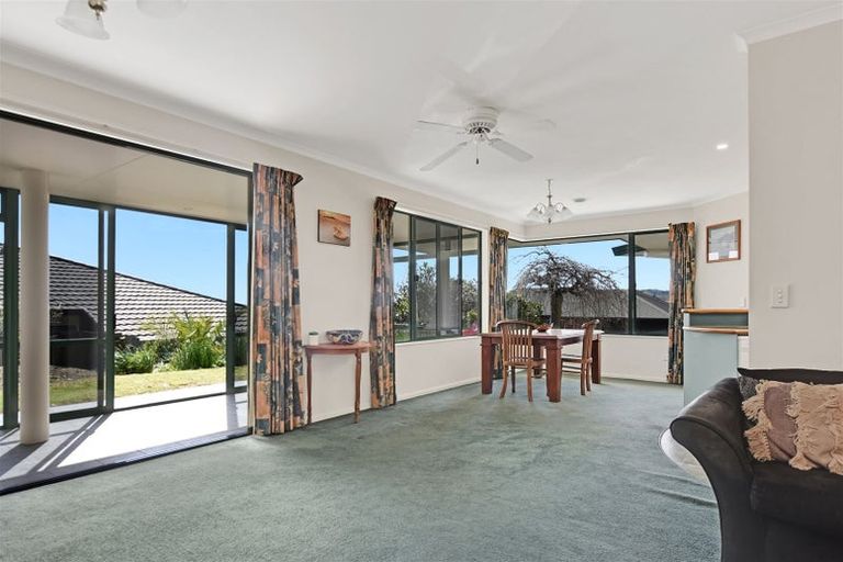 Photo of property in 18 Orpington Place, Stoke, Nelson, 7011