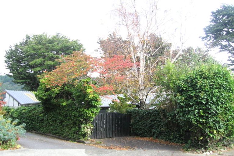 Photo of property in 8 Freemans Way, Pinehaven, Upper Hutt, 5019