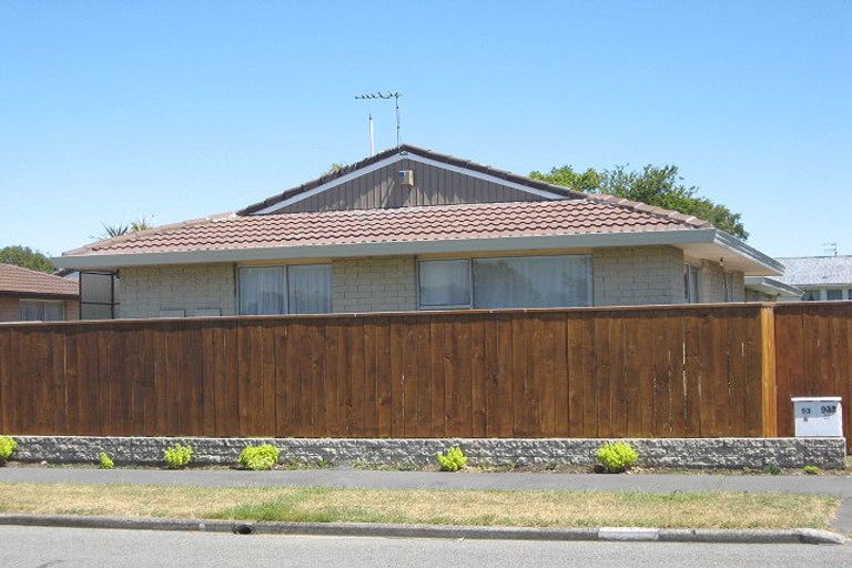 Photo of property in 2/93 Cottonwood Street, Parklands, Christchurch, 8083