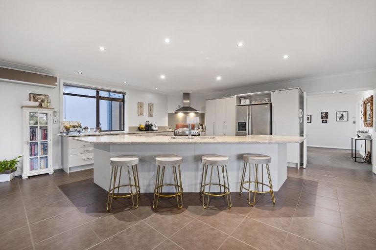 Photo of property in 2 Parnwell Place, Ohauiti, Tauranga, 3112