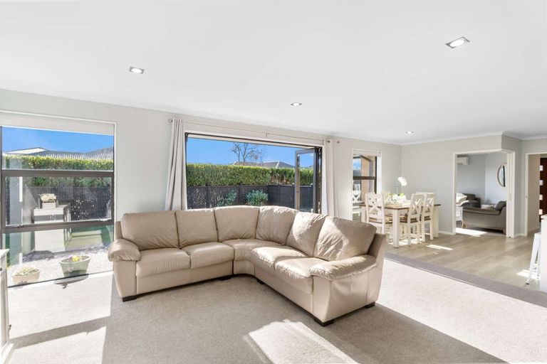 Photo of property in 17 Eyrewell Road, Pegasus, 7612