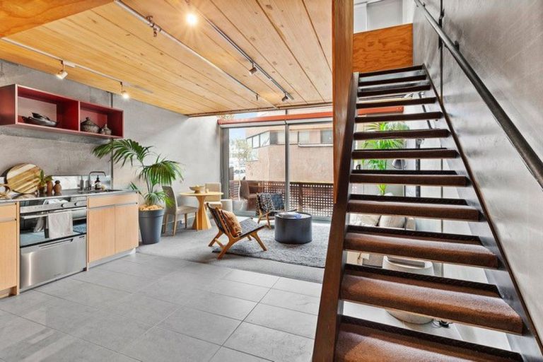 Photo of property in Tattoo Apartments, 2/42 Abel Smith Street, Te Aro, Wellington, 6011