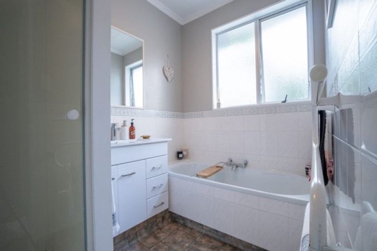 Photo of property in 6 Eastview Place, Feilding, 4702