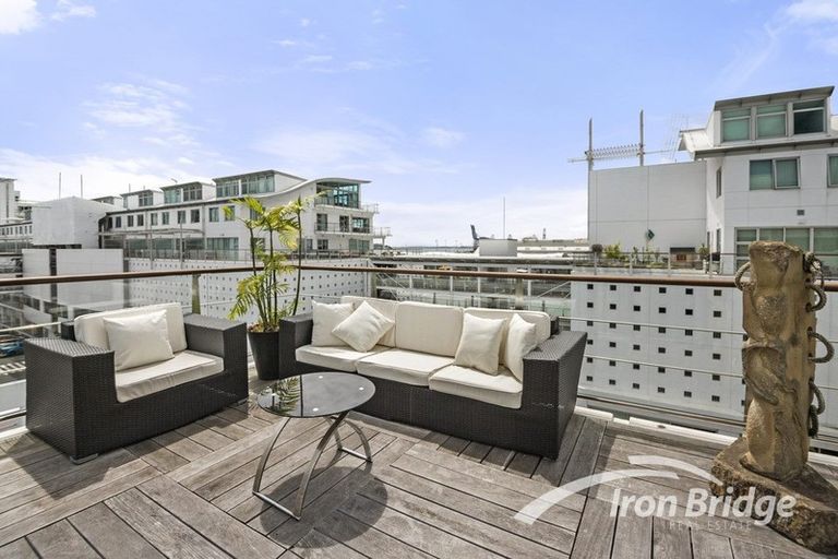 Photo of property in Shed 22 Princes Wharf Apartments, 26/147 Quay Street, Auckland Central, Auckland, 1010