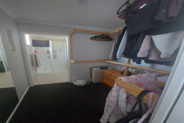 Photo of property in 571a Queen Street East, Levin, 5510