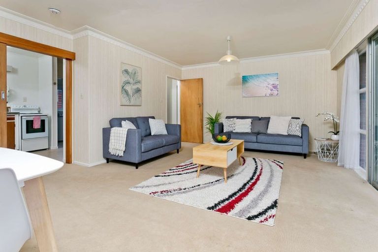 Photo of property in 1/38 Coronation Road, Hillcrest, Auckland, 0627