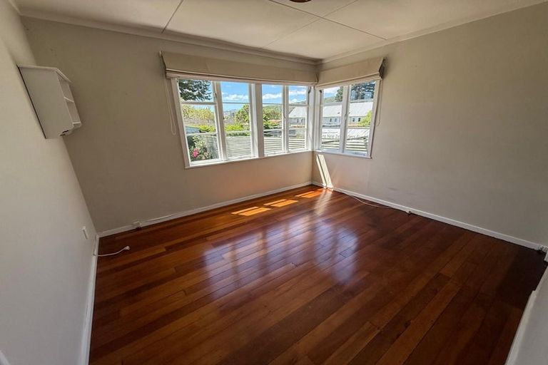 Photo of property in 31 Grierson Street, Naenae, Lower Hutt, 5011