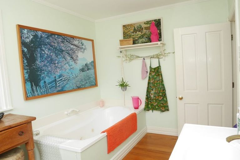 Photo of property in 23 Fincham Road, Raumati Beach, Paraparaumu, 5032