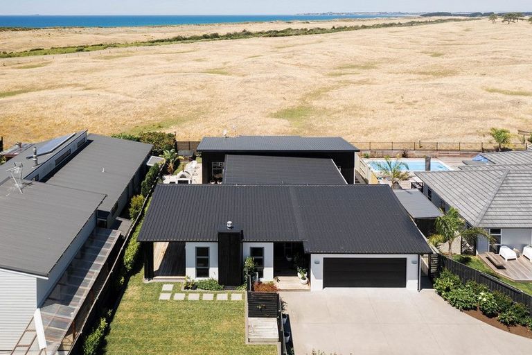 Photo of property in 53 Nautilus Drive, Papamoa Beach, Papamoa, 3118