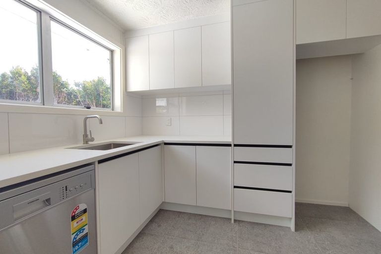 Photo of property in 3 Babington Place, Torbay, Auckland, 0630