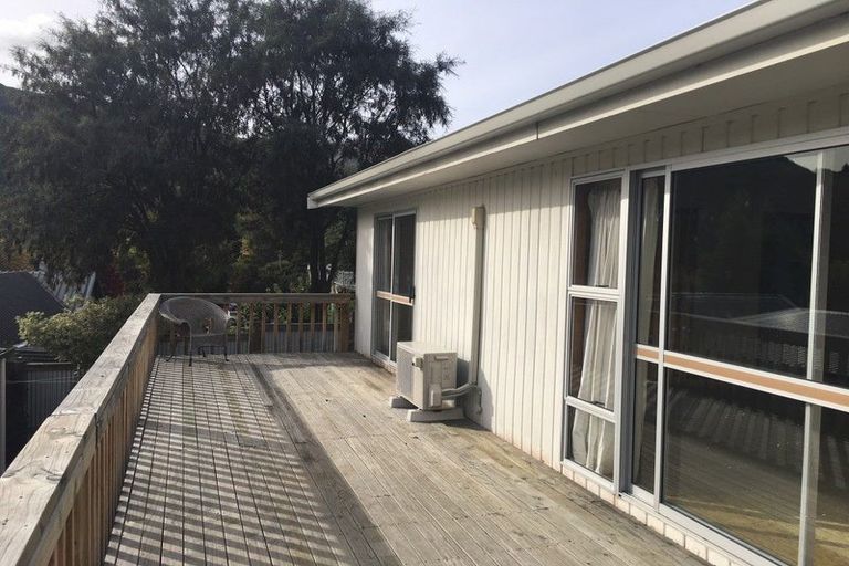 Photo of property in 32 Wiltshire Street, Arrowtown, 9302