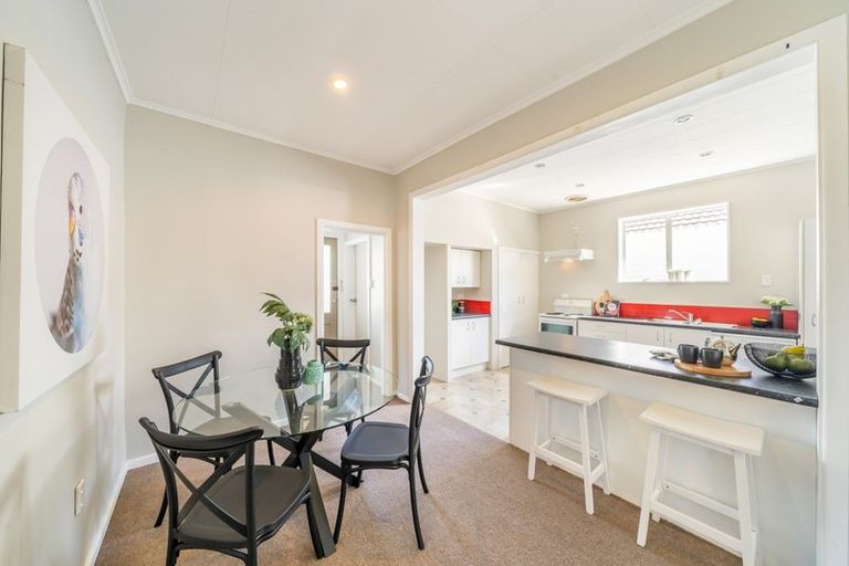 Photo of property in 6 Bristol Street, Trentham, Upper Hutt, 5018