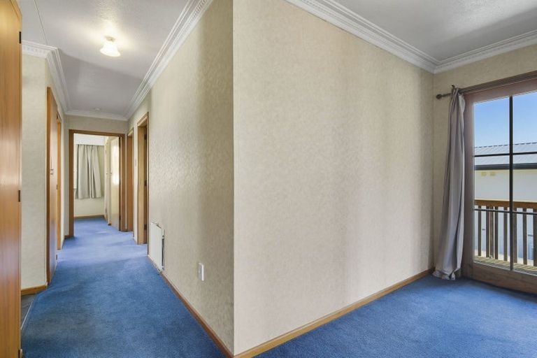 Photo of property in 11 Kinmont Crescent, Kinmont Park, Mosgiel, 9024