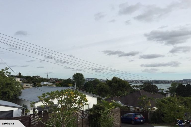 Photo of property in 66 Palmerston Road, Birkenhead, Auckland, 0626