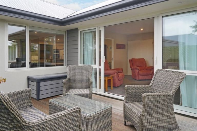 Photo of property in 12 Delta Way, Woolston, Christchurch, 8023