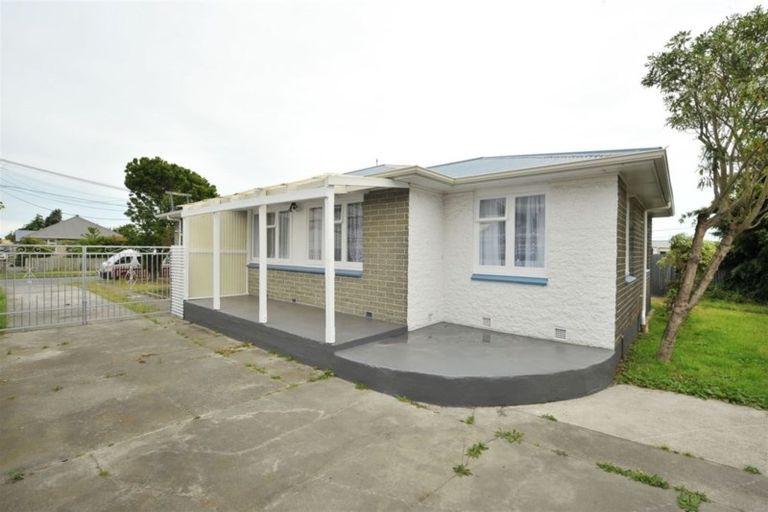 Photo of property in 59 Lyndhurst Crescent, Aranui, Christchurch, 8061