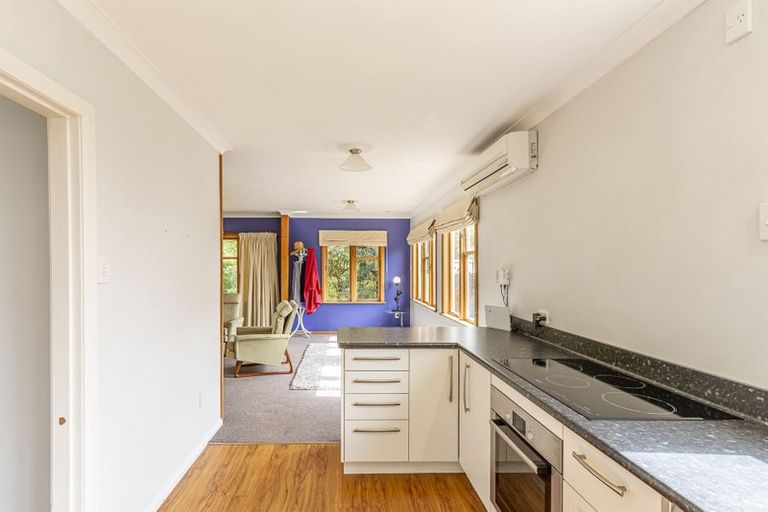 Photo of property in 162 Aokautere Drive, Fitzherbert, Palmerston North, 4410