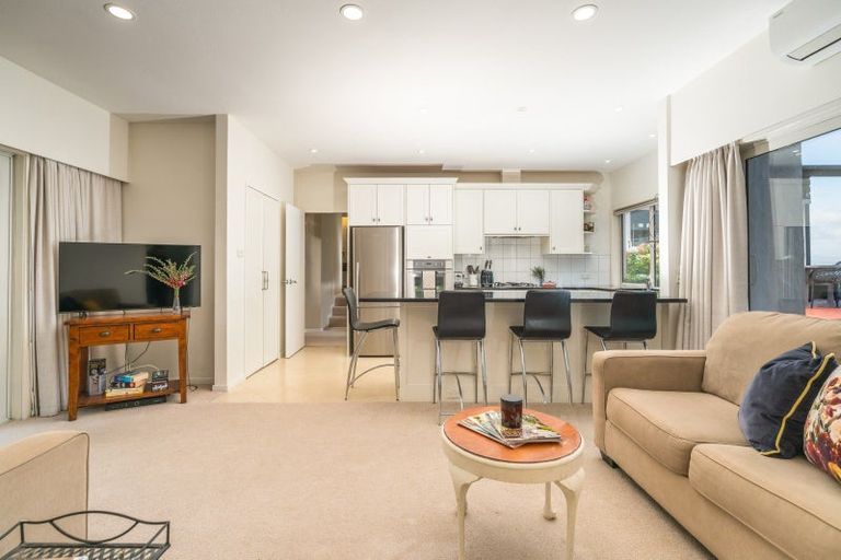 Photo of property in 3 Kabul Street, Khandallah, Wellington, 6035