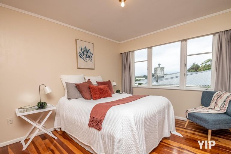 Photo of property in 26 Arapiko Street, Johnsonville, Wellington, 6037