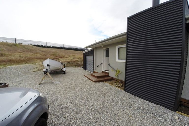 Photo of property in 19 Missy Crescent, Mount Pisa, Cromwell, 9383