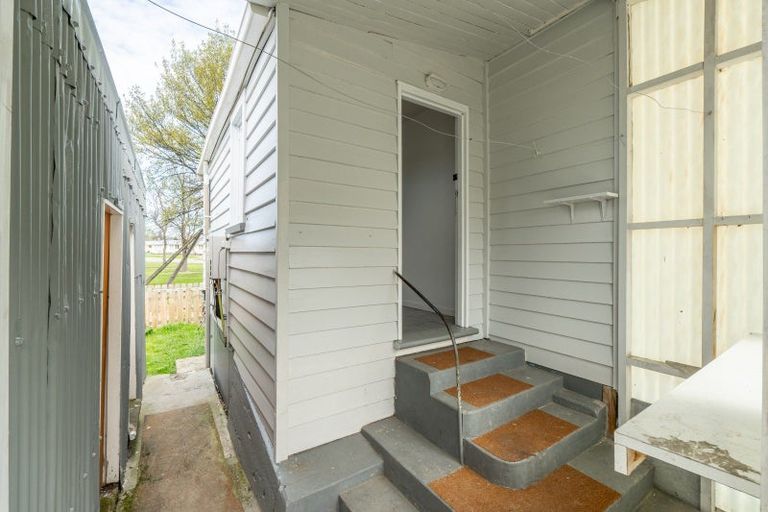 Photo of property in 19 Hamilton Street, East Gore, Gore, 9710