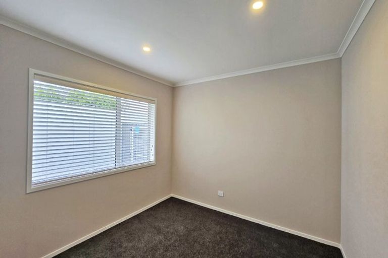 Photo of property in 14 George Yee Place, Taradale, Napier, 4112