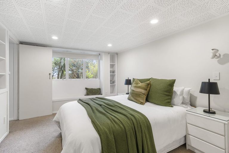 Photo of property in 12 Alton Avenue, Hillcrest, Auckland, 0627