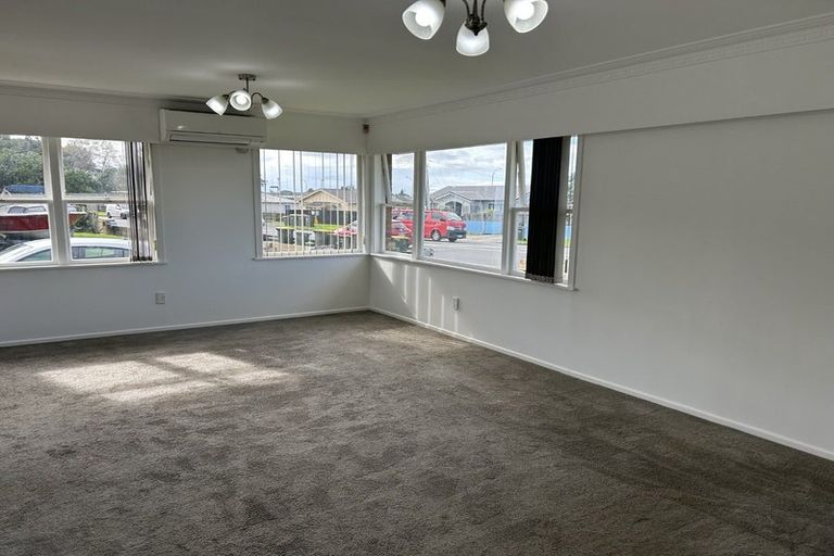 Photo of property in 1/4 Station Road, Papatoetoe, Auckland, 2025