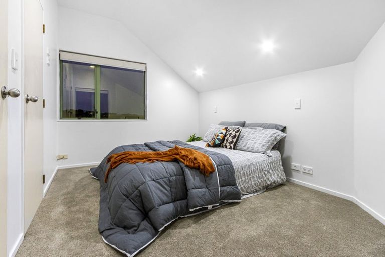 Photo of property in 88a Aberdeen Road, Campbells Bay, Auckland, 0620
