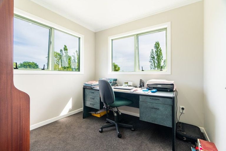 Photo of property in 2352 River Road, Horsham Downs, Hamilton, 3281