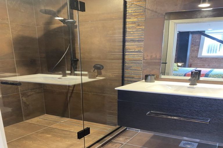 Photo of property in Bond Store Apartments, 8m Egmont Street, Te Aro, Wellington, 6011