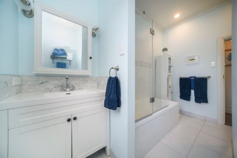 Photo of property in 40 Marne Street, Hokowhitu, Palmerston North, 4410