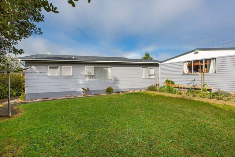 Photo of property in 19 Simon Road, Raglan, 3225