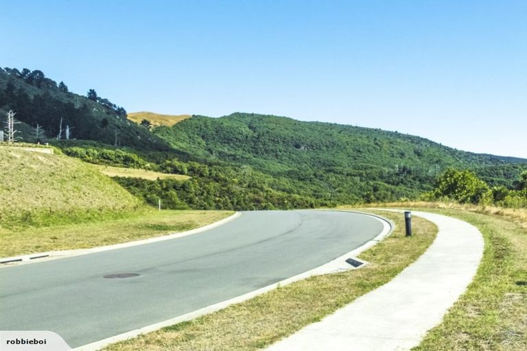 Photo of property in 1 Harrier Lane, Kinloch, Taupo, 3377