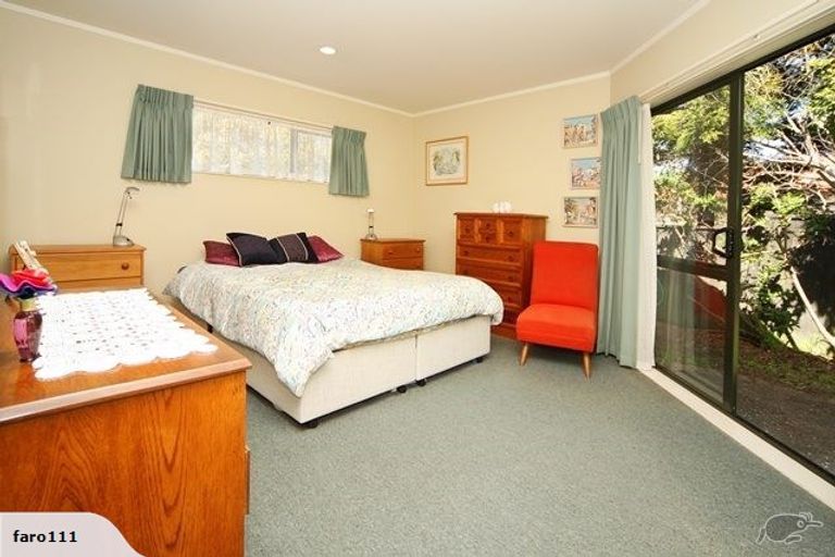Photo of property in 32a Pine Road, Orewa, 0931