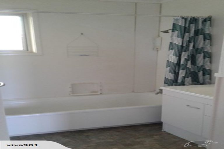 Photo of property in 15 Byron Grove, Owhata, Rotorua, 3010