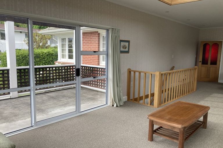 Photo of property in 120 Centaurus Road, Huntsbury, Christchurch, 8022