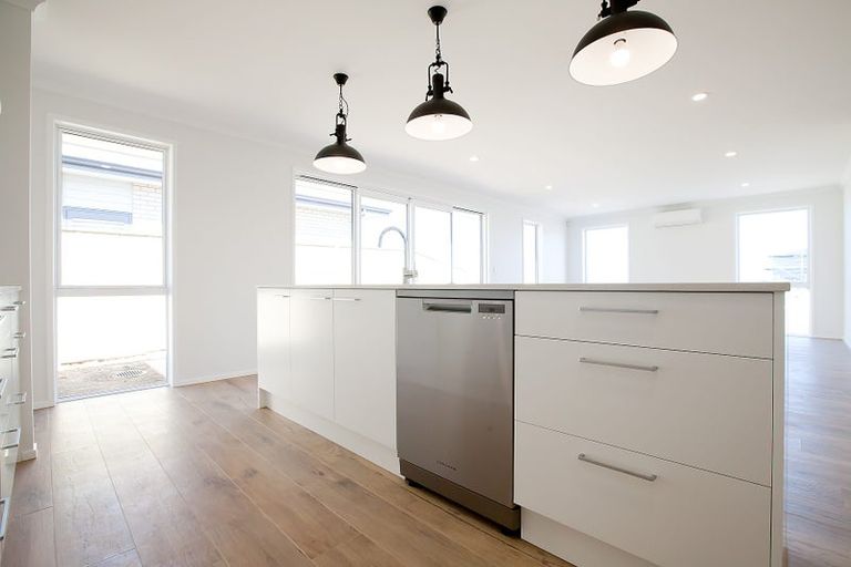 Photo of property in 11 Bathurst Crescent, Pokeno, 2402